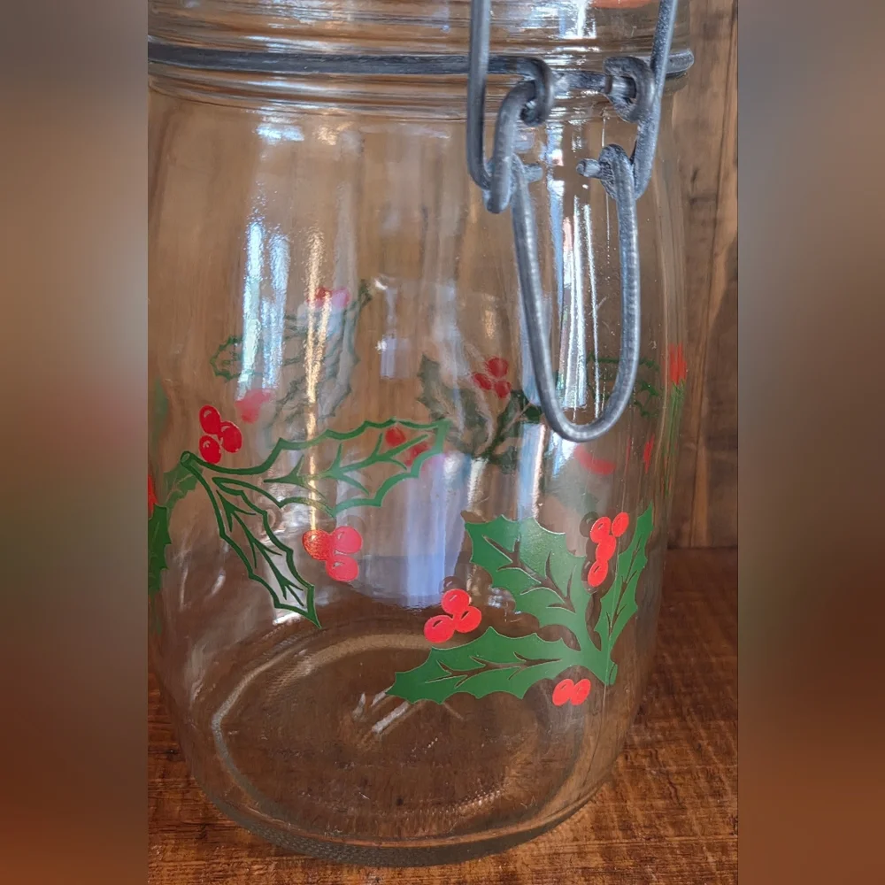 Vtg MCM Christmas Candy Jar Glass Wire Bale Hinged Lid Holly Berry Berries 1L